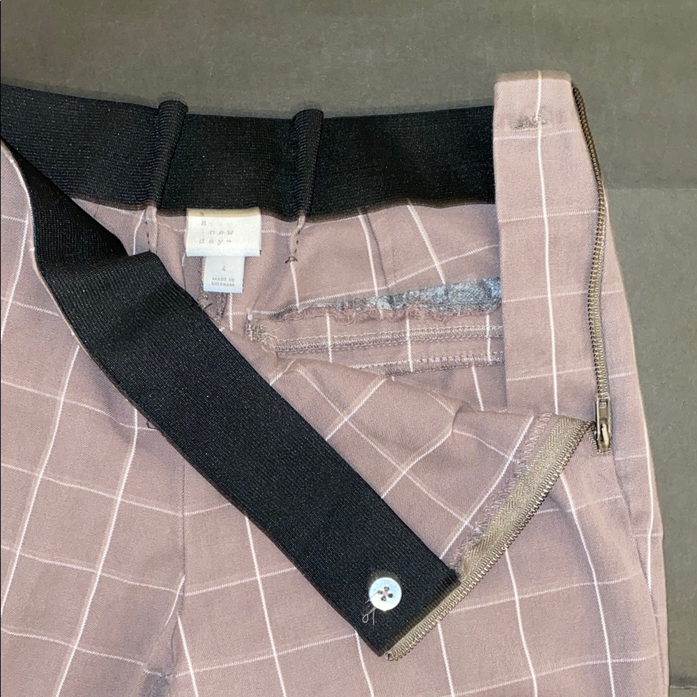 A New Day Size 4 Women's Checkered Trousers - Mauve and White - Picture 11 of 12